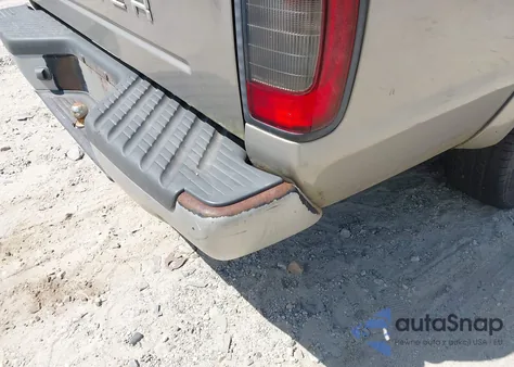 2002 Nissan Frontier Xe z USA, uszkodzony, nr VIN 1N6DD26S82C369424